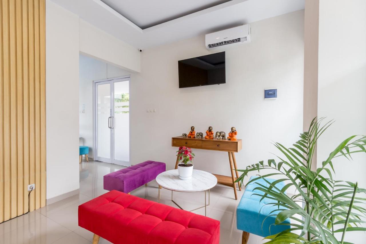 Omah Manis Hostel Yogyakarta Exterior photo